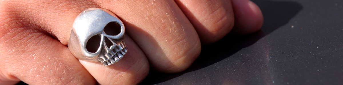 ARE STAINLESS STEEL RINGS GOOD?